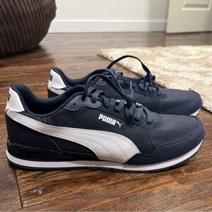 NWOB Puma Sneakers